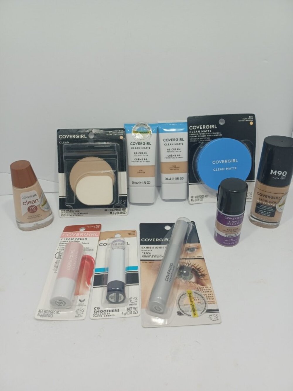 COVERGIRL Lot of 10 Mixed Makeup #1